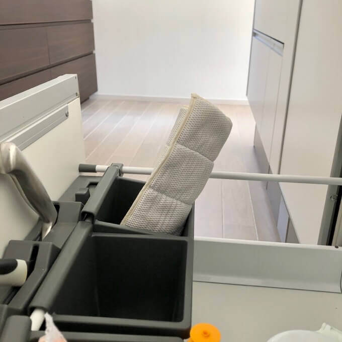 プリス・ベイス水切りマットは折りたたみが可能