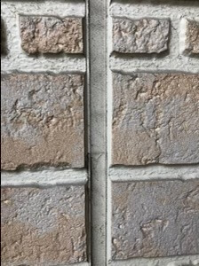 サイディングの隙間のコーキング